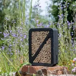 Vivara Insektshotell WoodStone Salina produktbilde